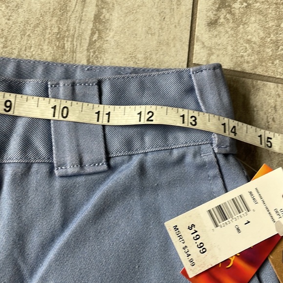 Di lies,Juniors blue short,2front slide pockets,2back pockets,high rise,twill - Picture 3 of 16
